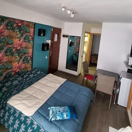 Apartamento segunda línea de la playa Capellán Salou Habitación foto