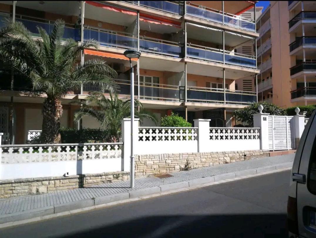 Apartamento segunda línea de la playa Capellán Salou Exterior foto