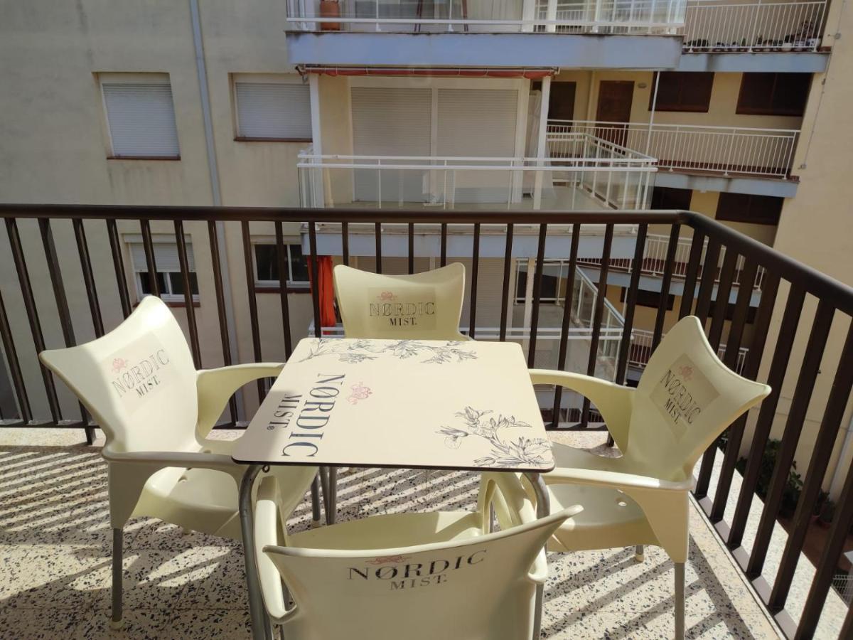 Apartamento segunda línea de la playa Capellán Salou Exterior foto