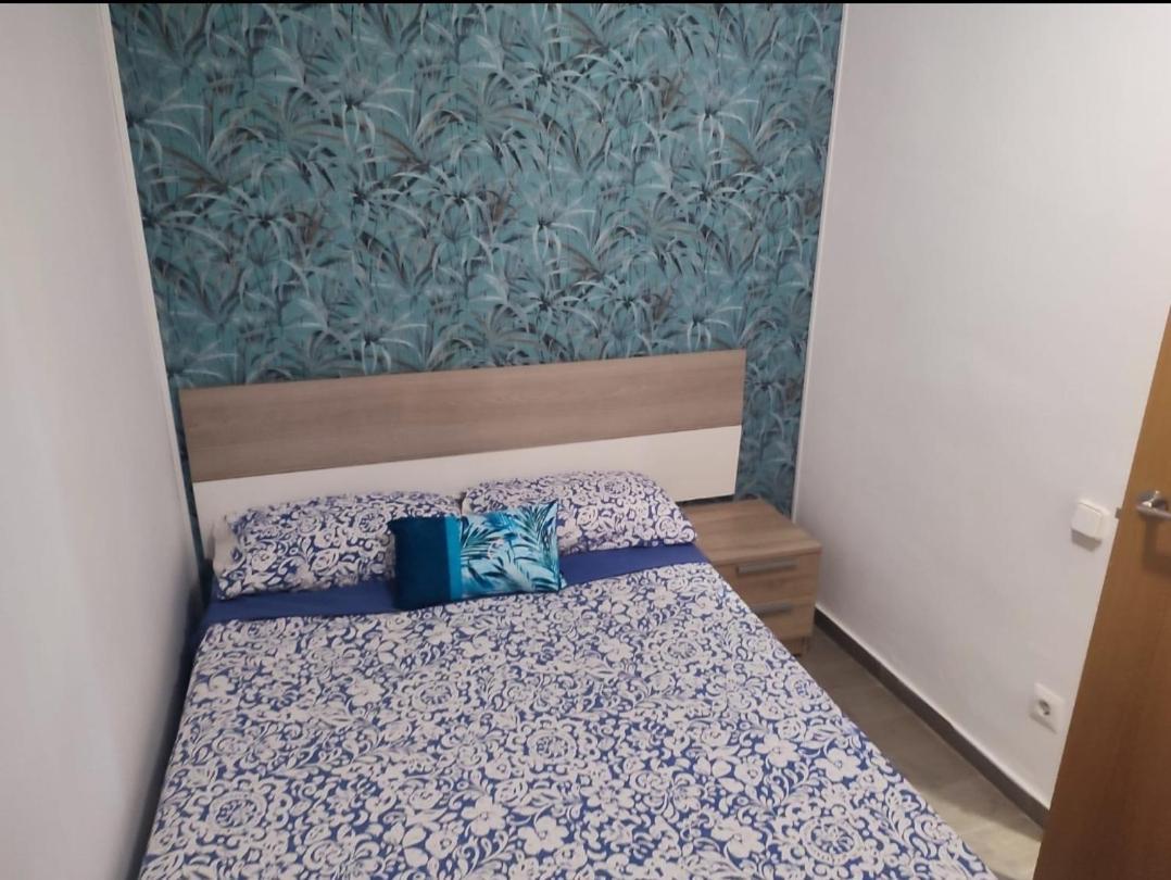 Apartamento segunda línea de la playa Capellán Salou Habitación foto