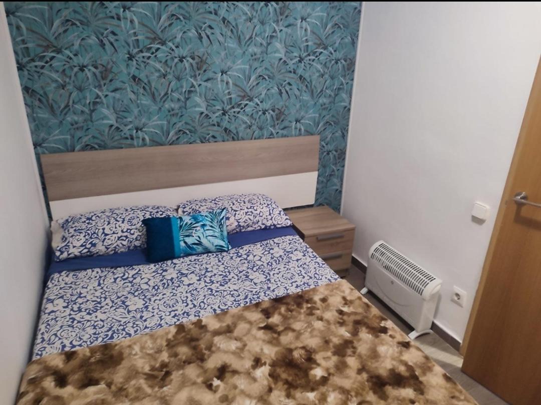 Apartamento segunda línea de la playa Capellán Salou Habitación foto